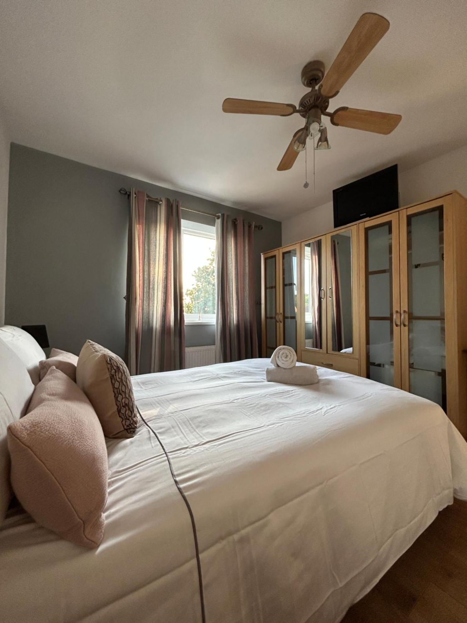 No6 Overnight Stays Free Onsite Parking Hindlip Экстерьер фото