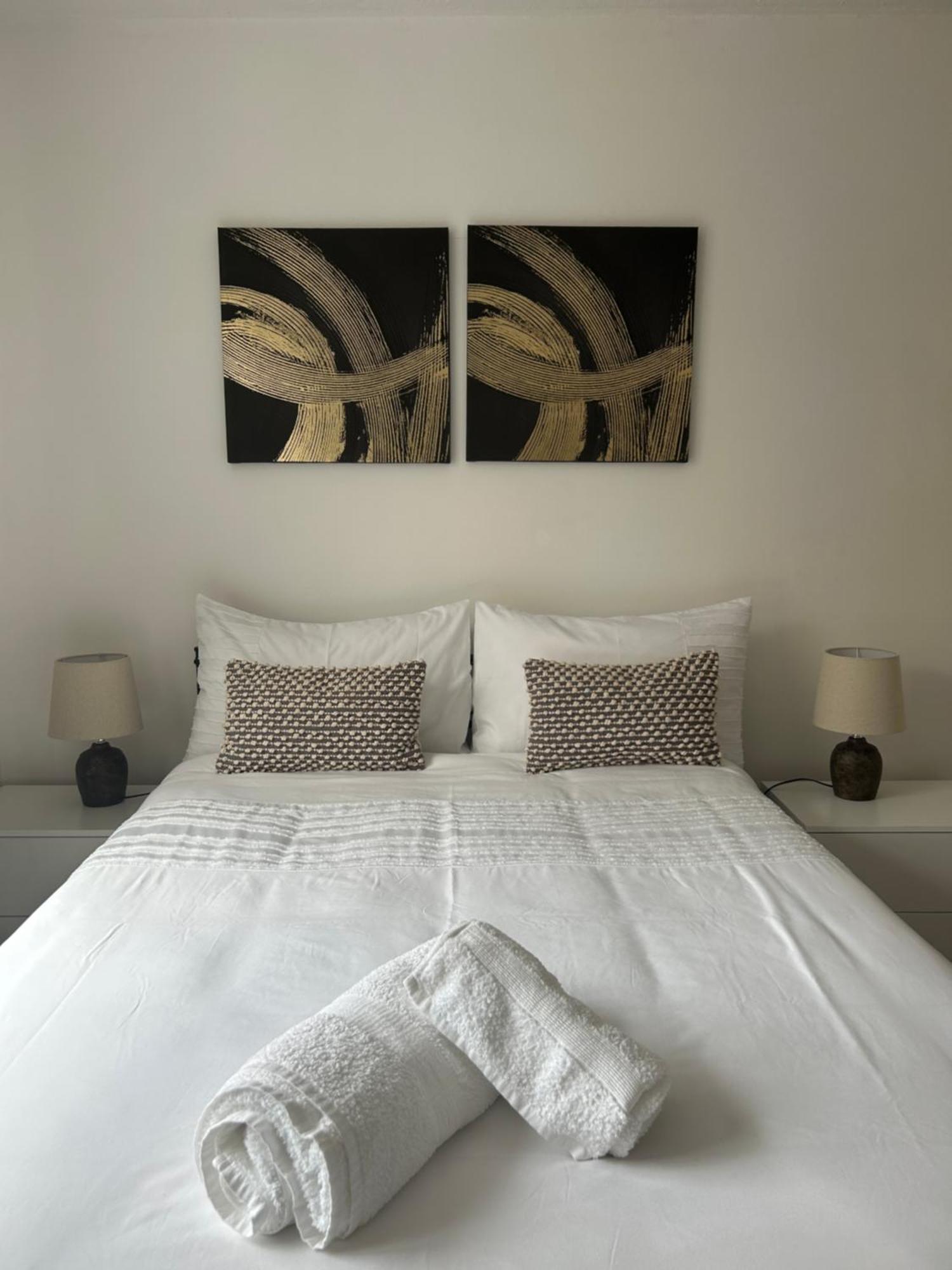 No6 Overnight Stays Free Onsite Parking Hindlip Экстерьер фото